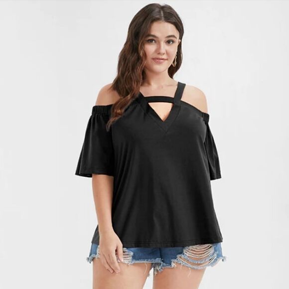 NWT BloomChic black cold shoulder top 10/M - Picture 1 of 8